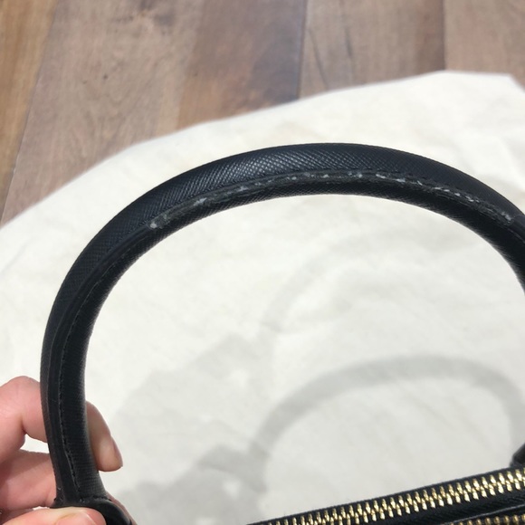 tory burch bag - Picture 5 of 5